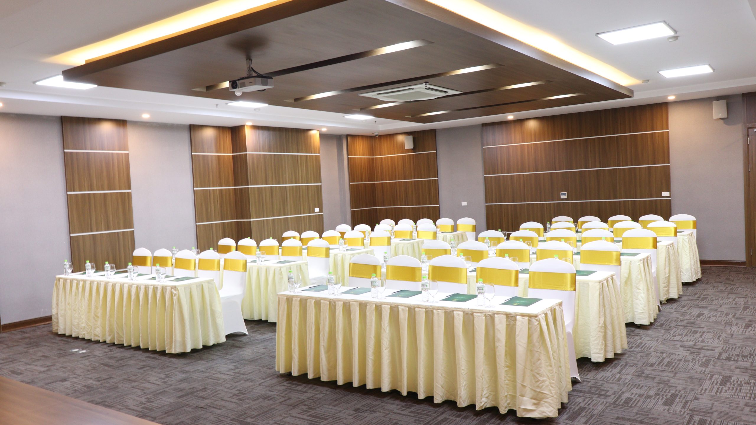 ORCHID MEETING ROOM